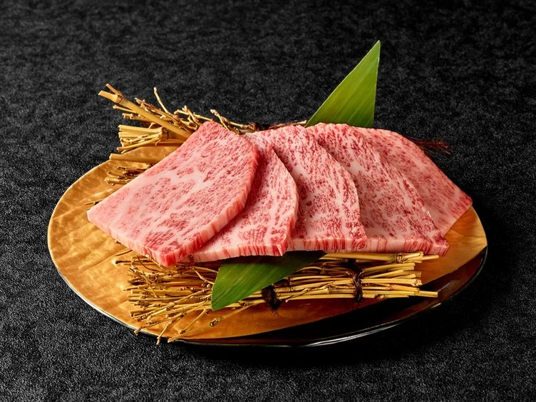 心斎橋で極上の焼肉体験!個室完備の「焼肉くるみ 心斎橋本店」で贅沢なひとときを