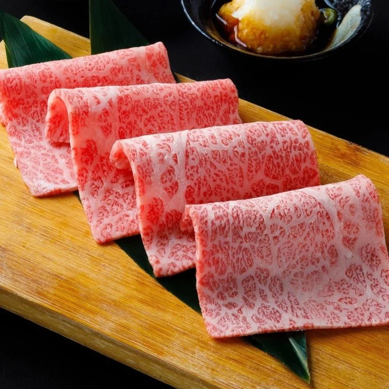 焼肉くるみ心斎橋本店で贅沢な神戸牛と多彩な飲み放題メニューを堪能!